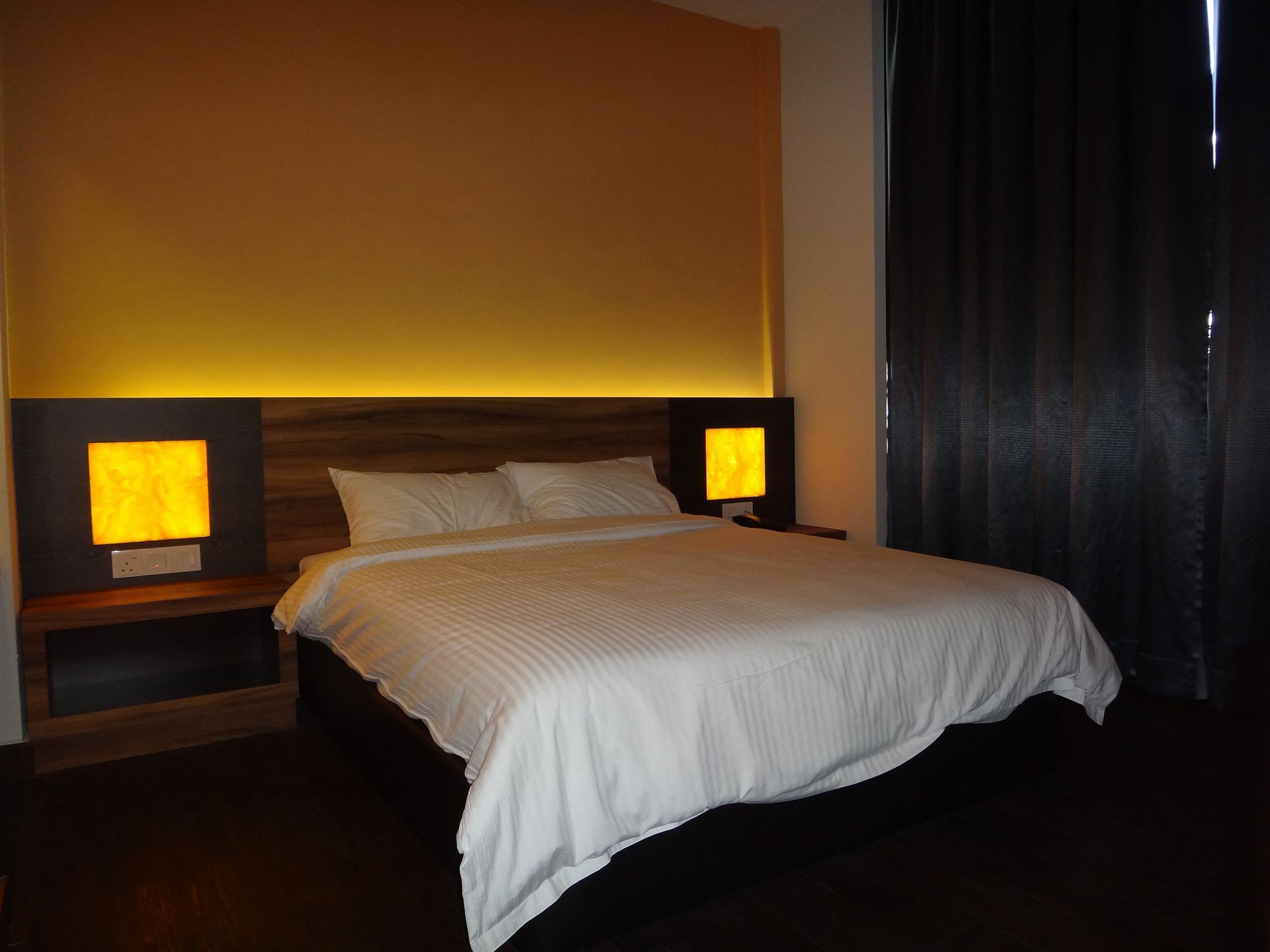 Waterfront Boutique Hotel 波德申 外观 照片